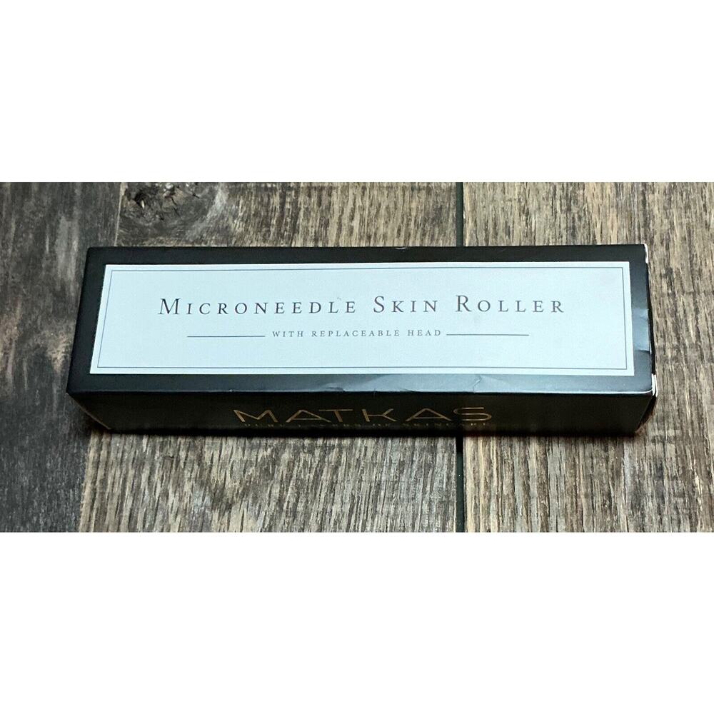 NEW Matkas Microneedle Skin Roller With Replaceable Head Black